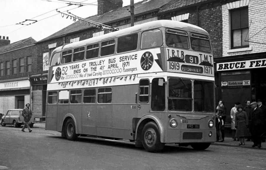 Sunbeam F4A Burlingham (H38/30F) (UK) '1961